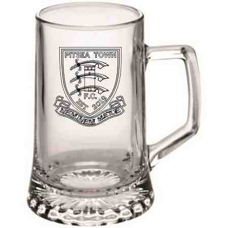 Pitsea Town Glass Pint Tankard